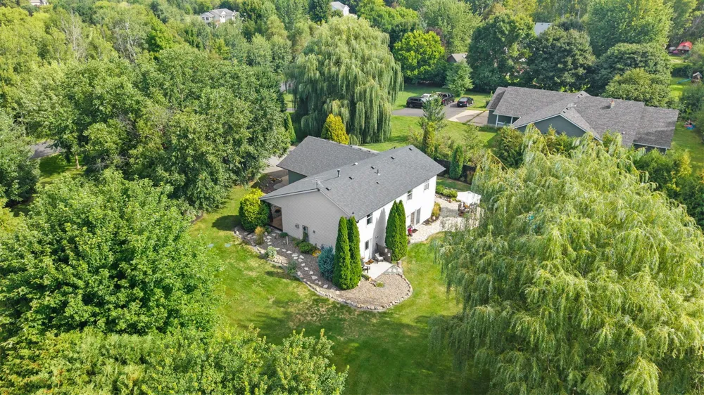 31795 Lakeway Drive NE Cambridge, MN 55008