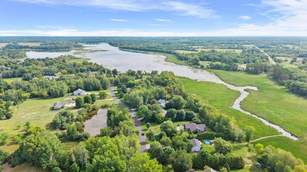 31795 Lakeway Drive NE Cambridge, MN 55008