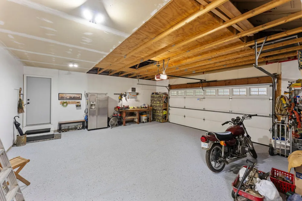 31795 Lakeway Drive NE Cambridge, MN 55008