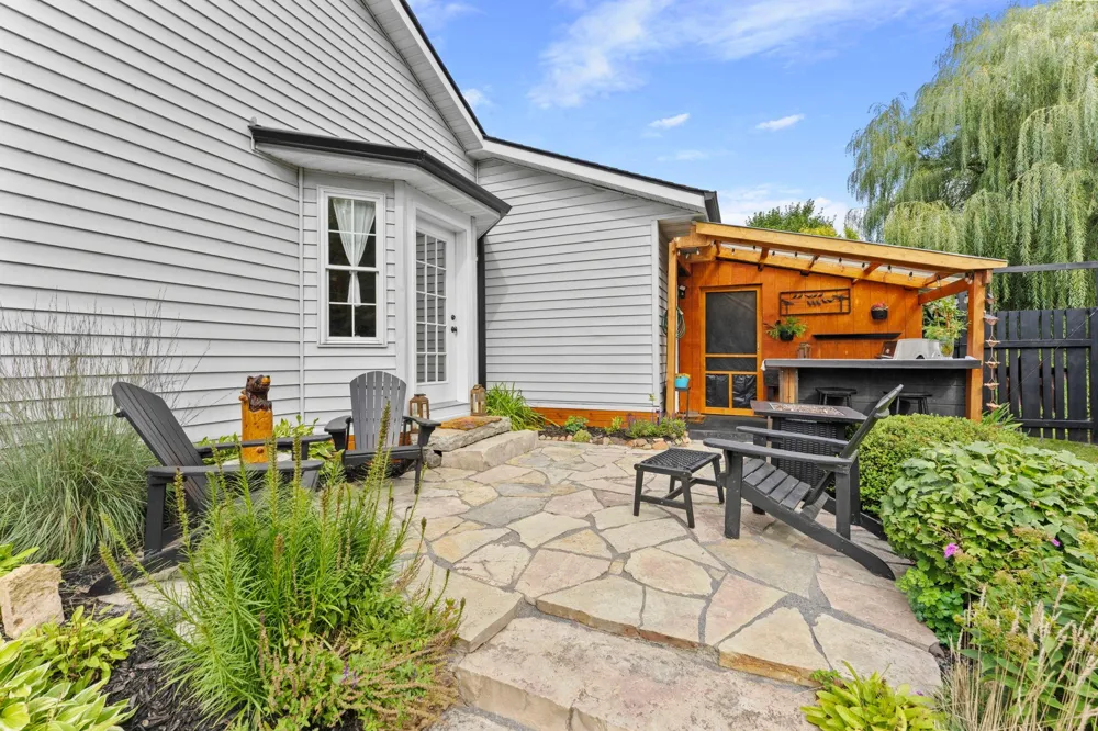 31795 Lakeway Drive NE Cambridge, MN 55008