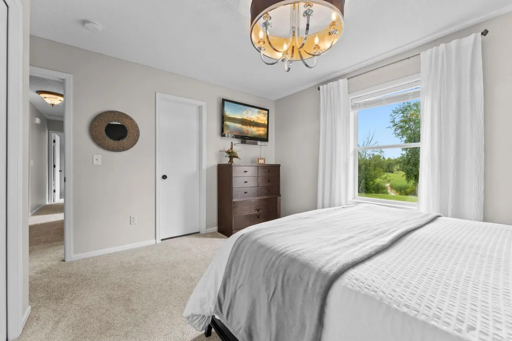 31795 Lakeway Drive NE Cambridge, MN 55008