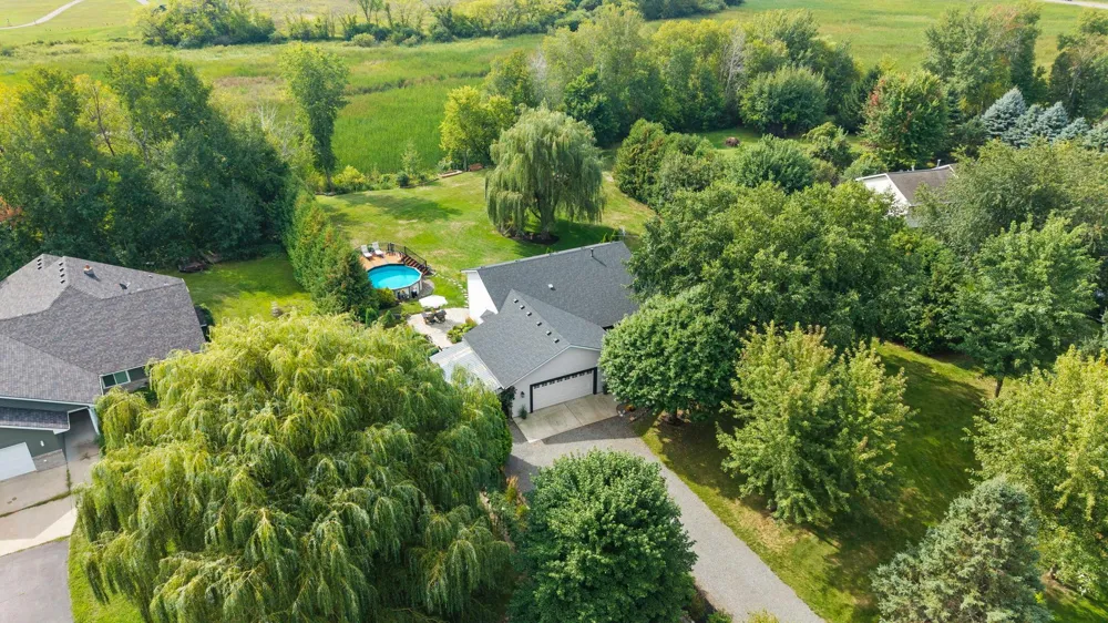 31795 Lakeway Drive NE Cambridge, MN 55008