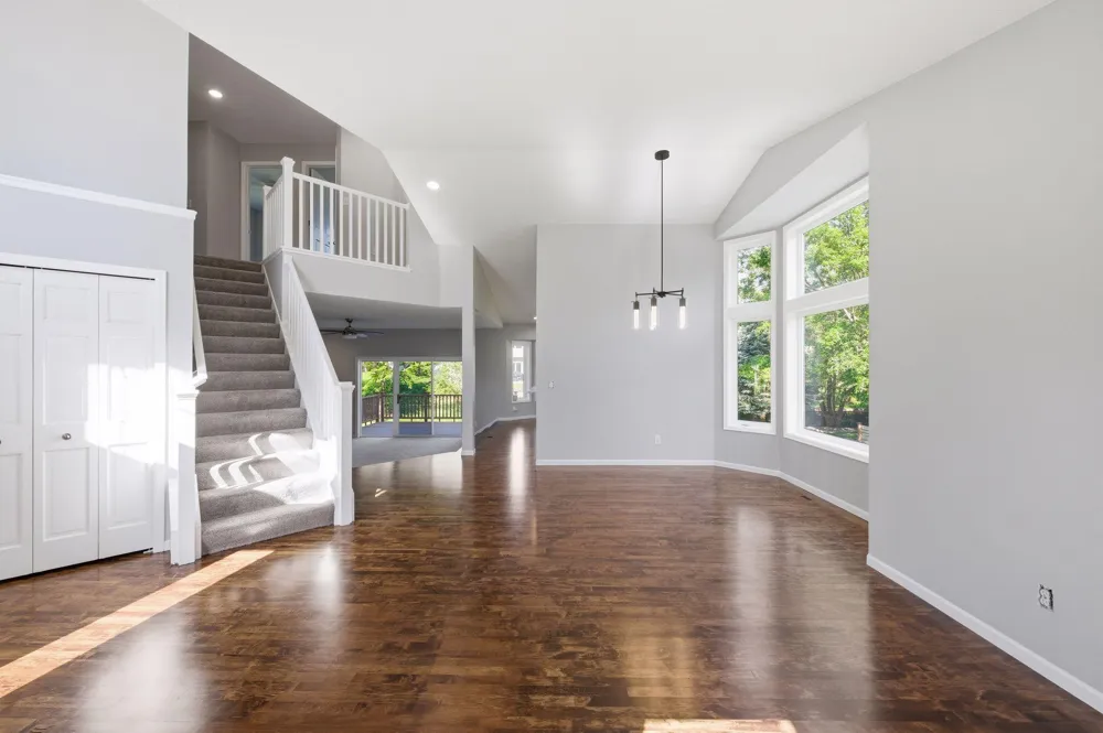 20911 Illinois Path Lakeville, MN 55044
