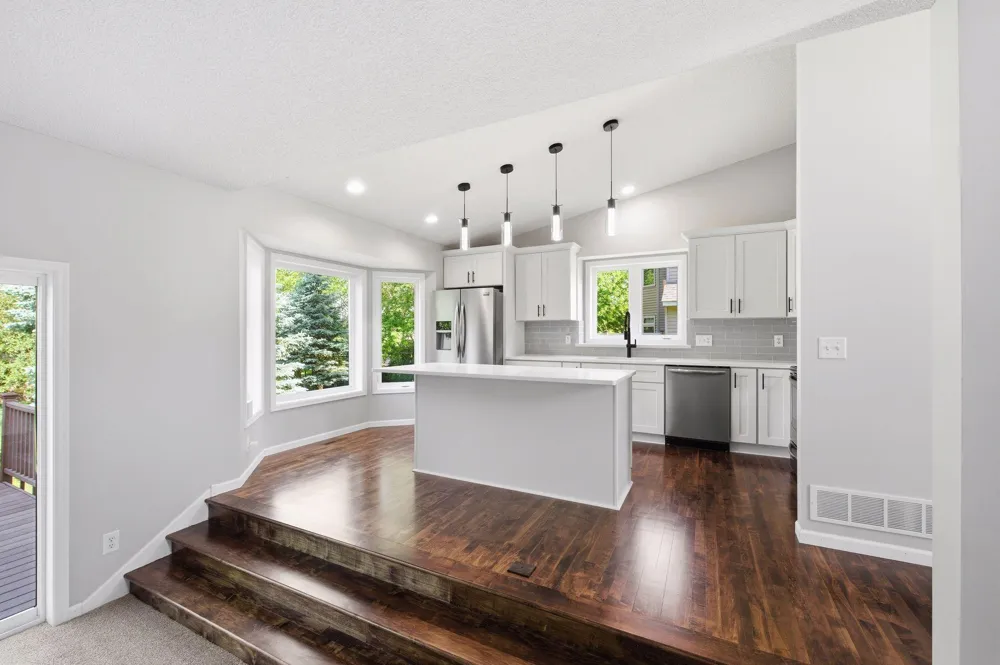 20911 Illinois Path Lakeville, MN 55044