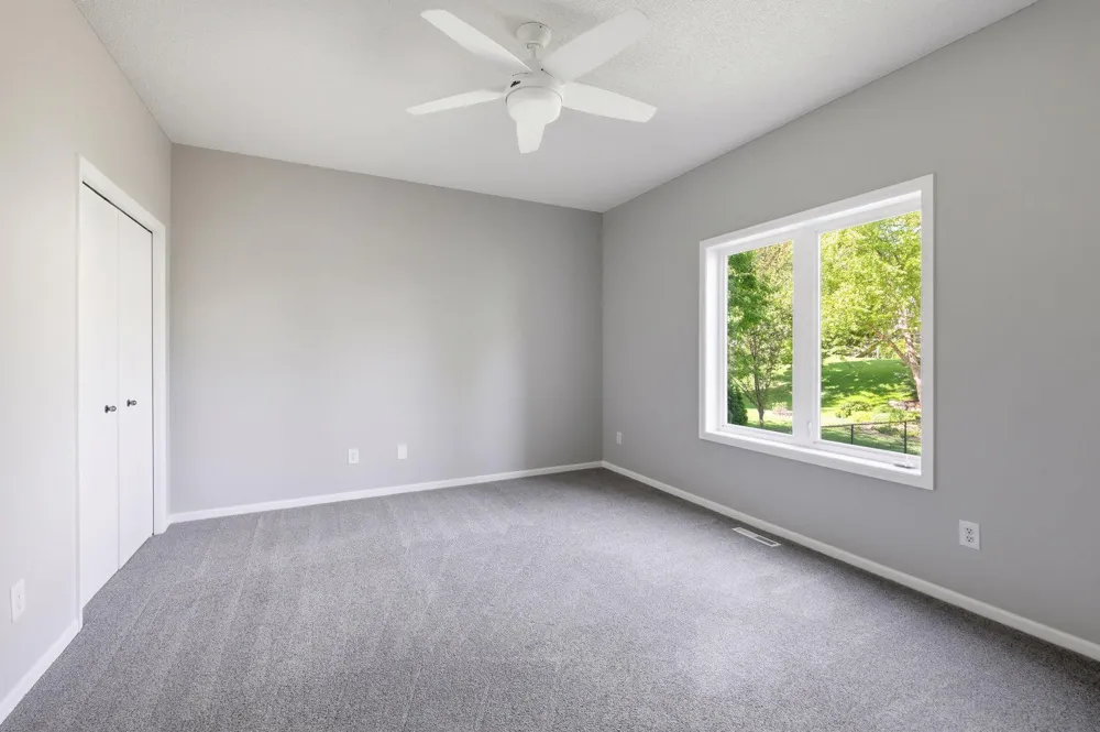 20911 Illinois Path Lakeville, MN 55044