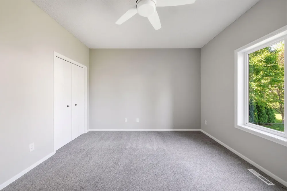 20911 Illinois Path Lakeville, MN 55044