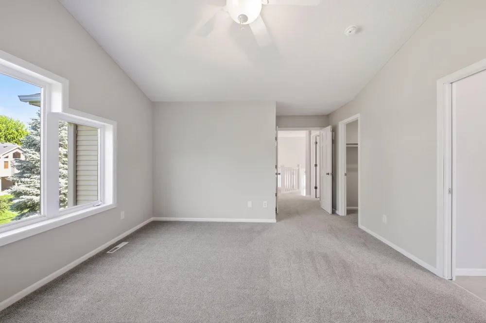 20911 Illinois Path Lakeville, MN 55044