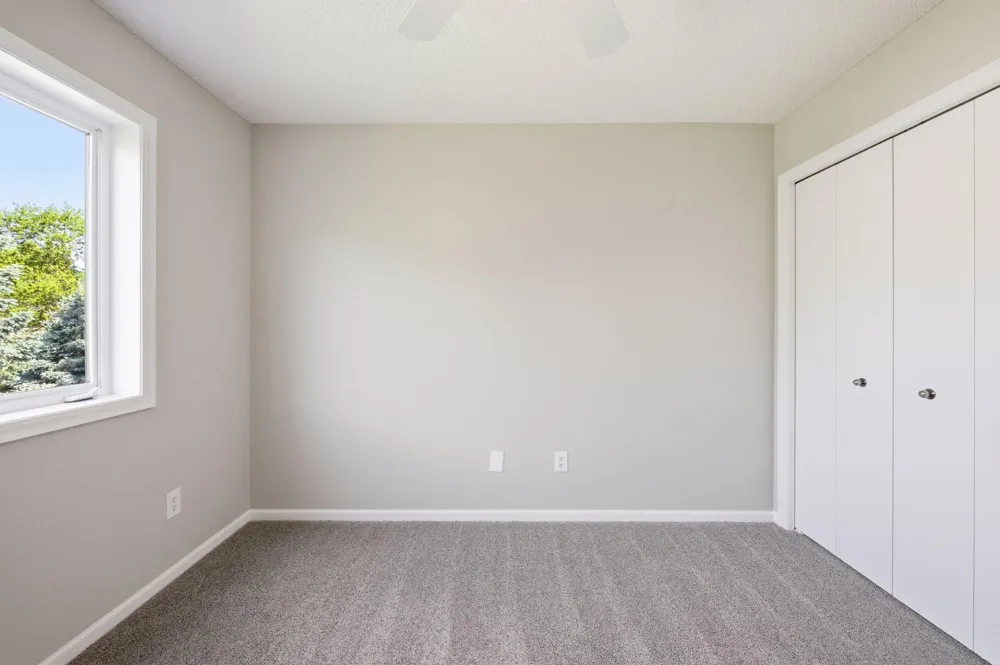 20911 Illinois Path Lakeville, MN 55044