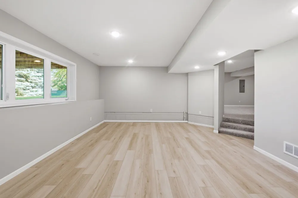 20911 Illinois Path Lakeville, MN 55044