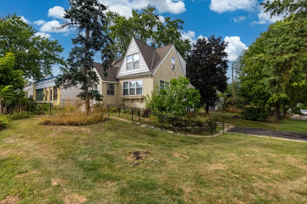 6404 Minnetonka Boulevard Saint Louis Park, MN 55426