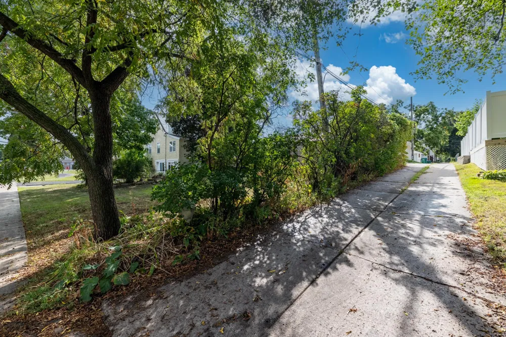 6404 Minnetonka Boulevard Saint Louis Park, MN 55426