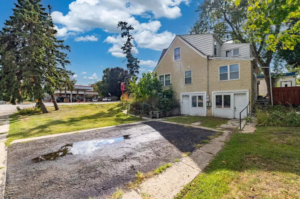 6404 Minnetonka Boulevard Saint Louis Park, MN 55426