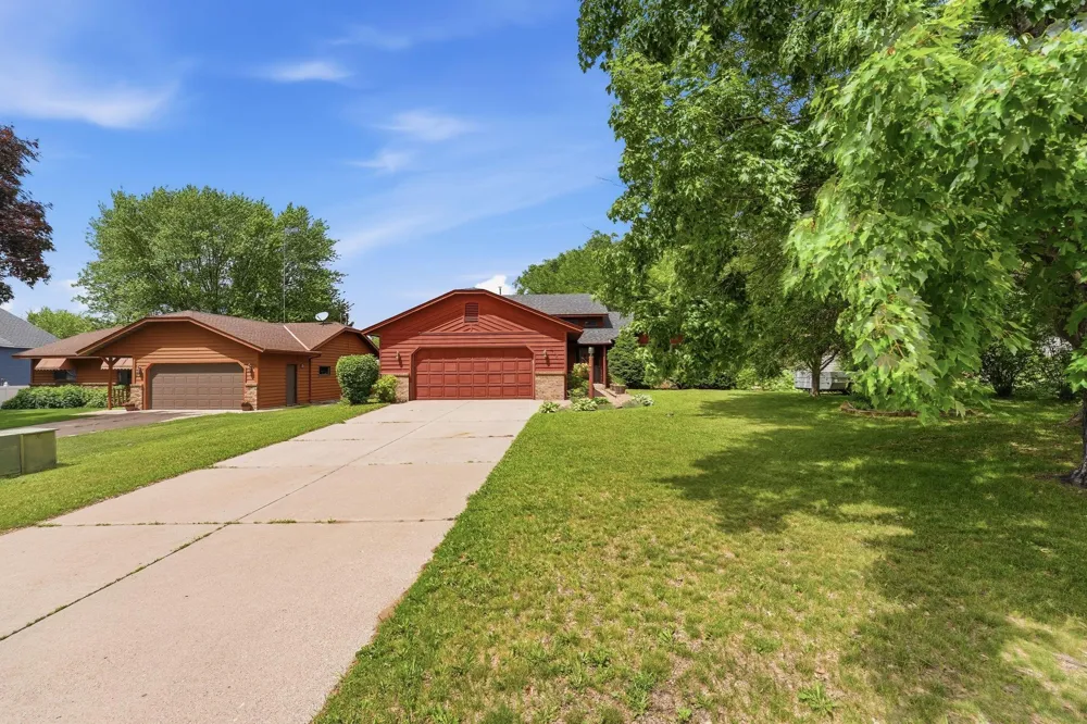 2021 17th Street S Saint Cloud, MN 56301