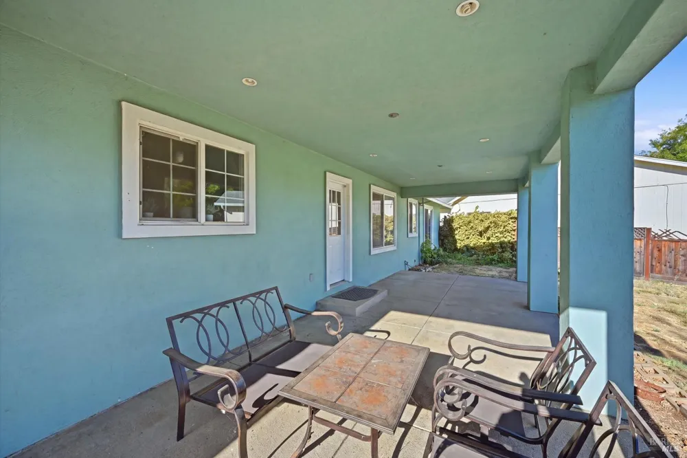 18159 Fishhook Court Hidden Valley Lake, CA 95467