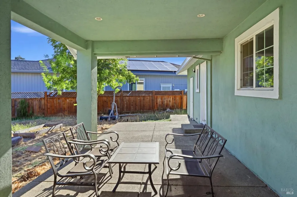 18159 Fishhook Court Hidden Valley Lake, CA 95467