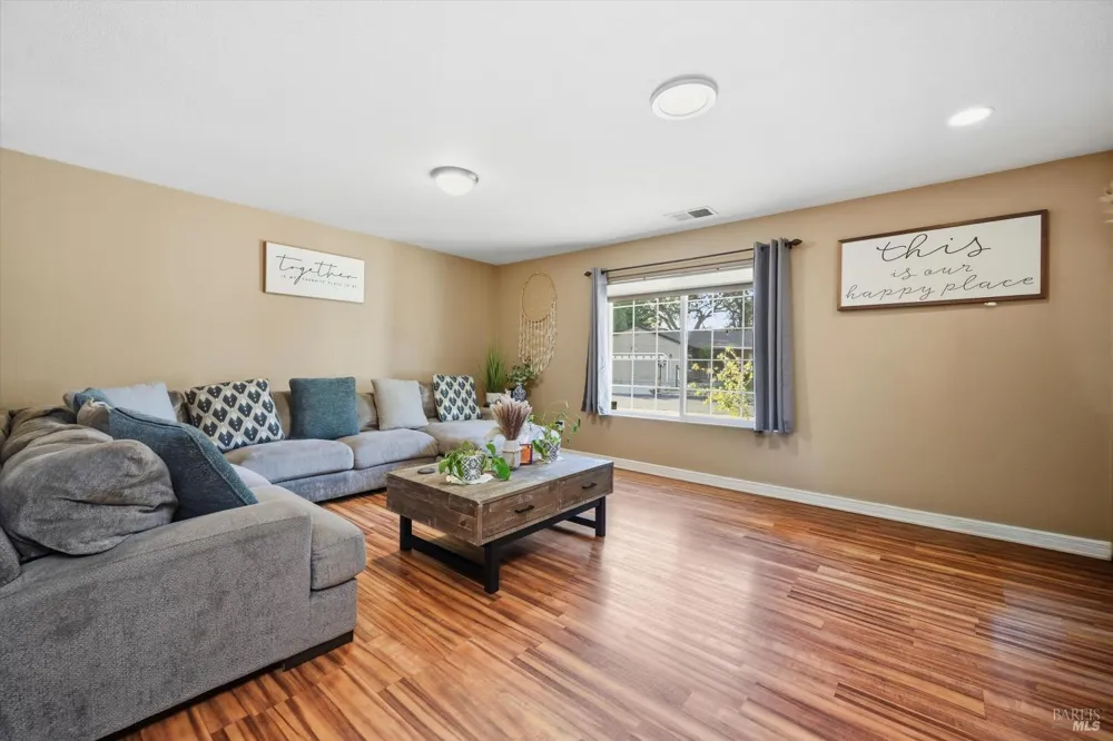 18159 Fishhook Court Hidden Valley Lake, CA 95467