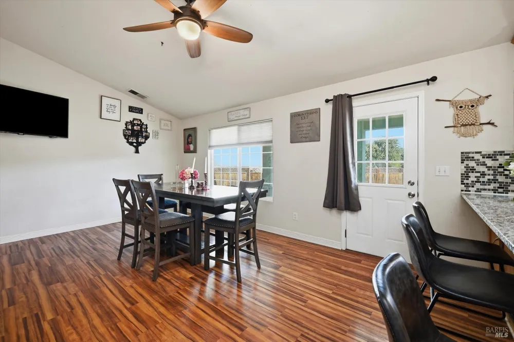18159 Fishhook Court Hidden Valley Lake, CA 95467