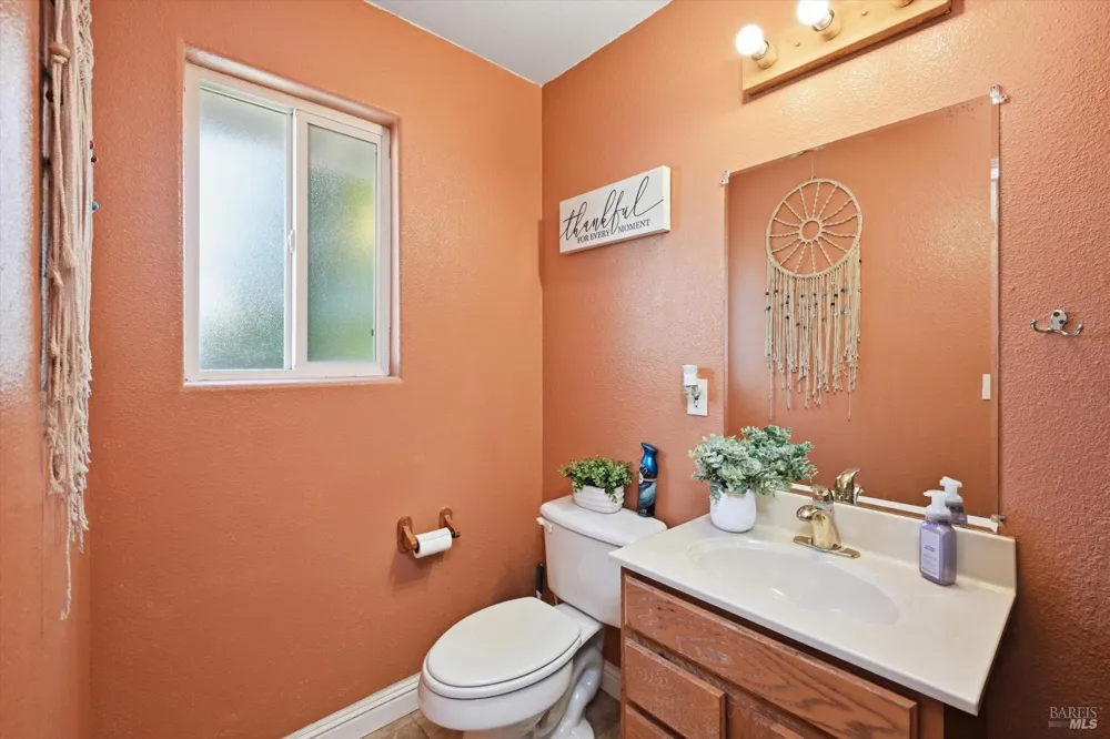 18159 Fishhook Court Hidden Valley Lake, CA 95467