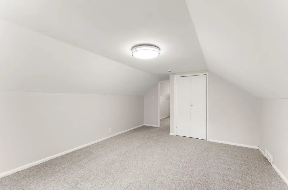 1077 Blair Avenue Saint Paul, MN 55104