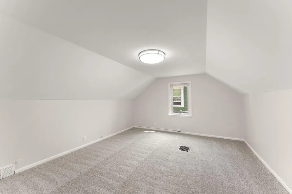 1077 Blair Avenue Saint Paul, MN 55104