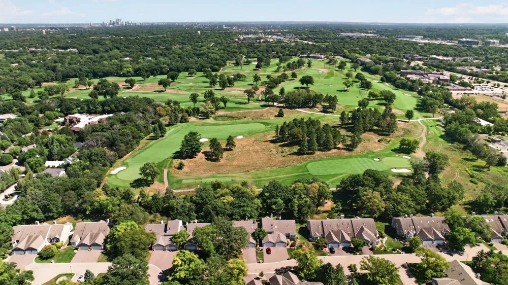 3631 Oakton Ridge Minnetonka, MN 55305