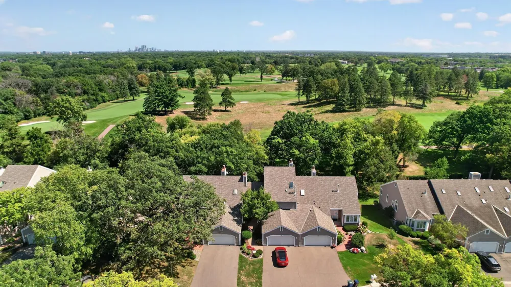 3631 Oakton Ridge Minnetonka, MN 55305