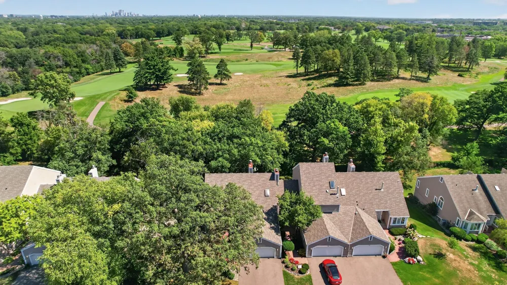 3631 Oakton Ridge Minnetonka, MN 55305