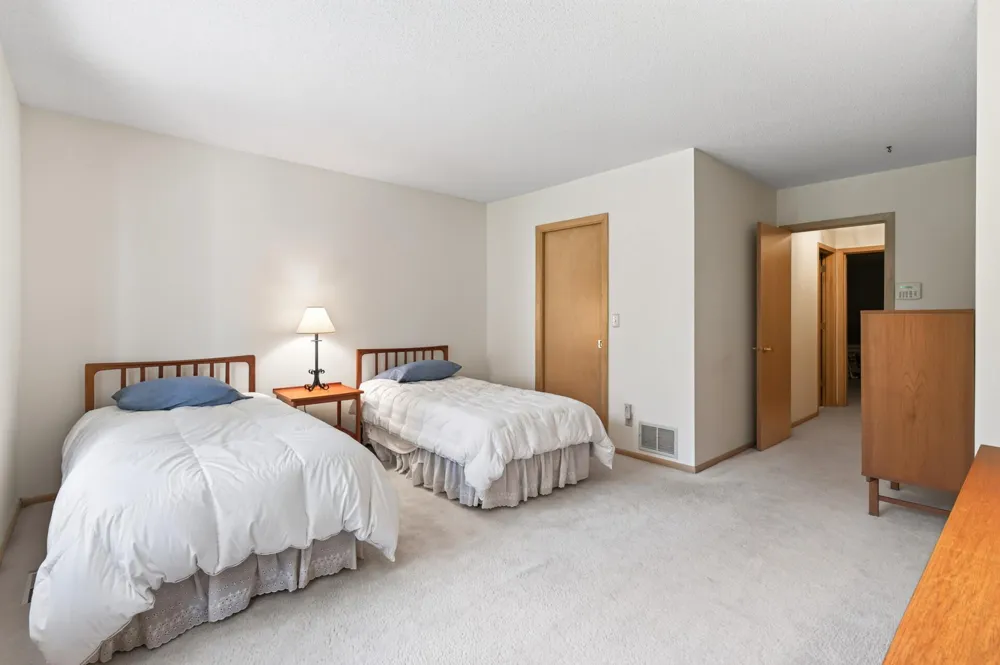 3631 Oakton Ridge Minnetonka, MN 55305