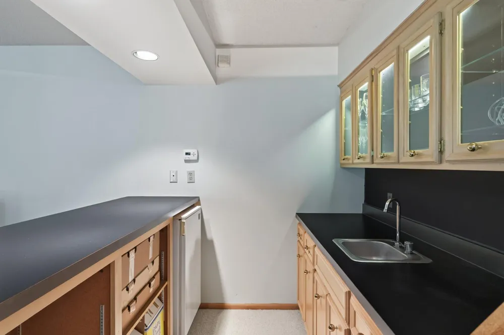 3631 Oakton Ridge Minnetonka, MN 55305