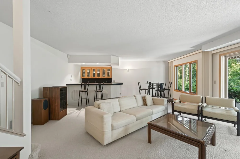 3631 Oakton Ridge Minnetonka, MN 55305