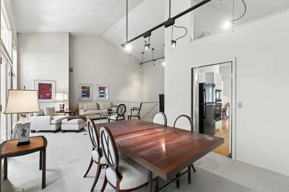 3631 Oakton Ridge Minnetonka, MN 55305