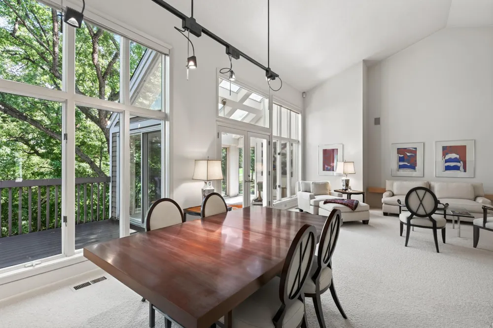 3631 Oakton Ridge Minnetonka, MN 55305