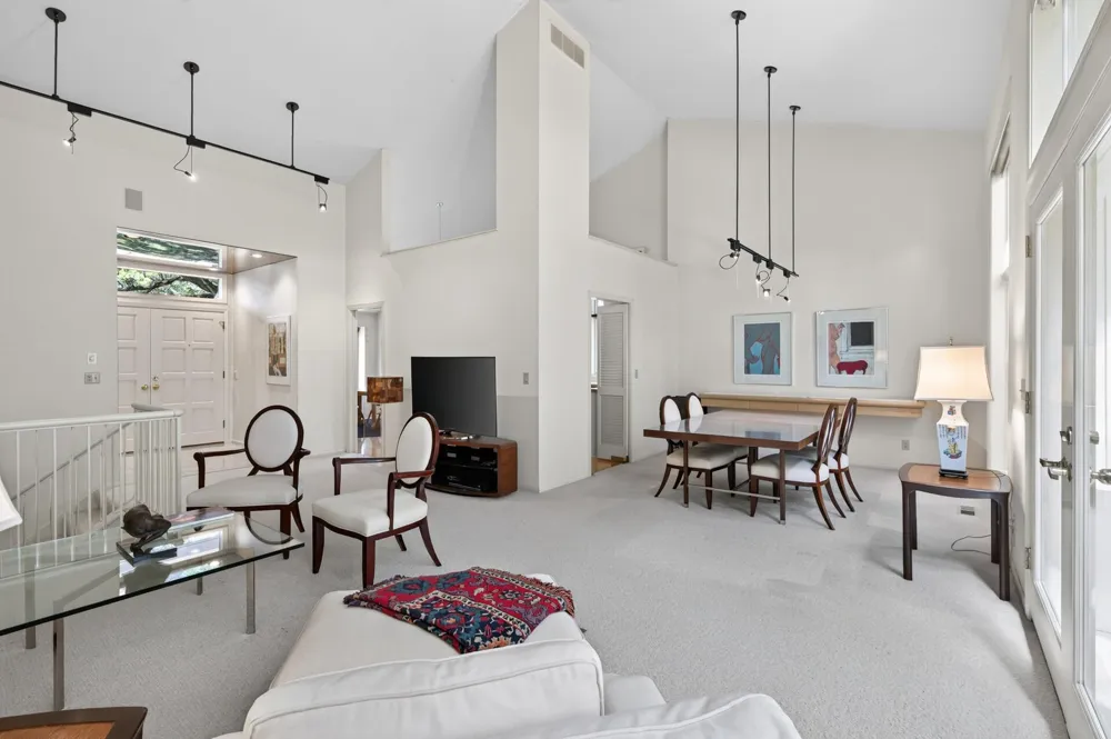 3631 Oakton Ridge Minnetonka, MN 55305