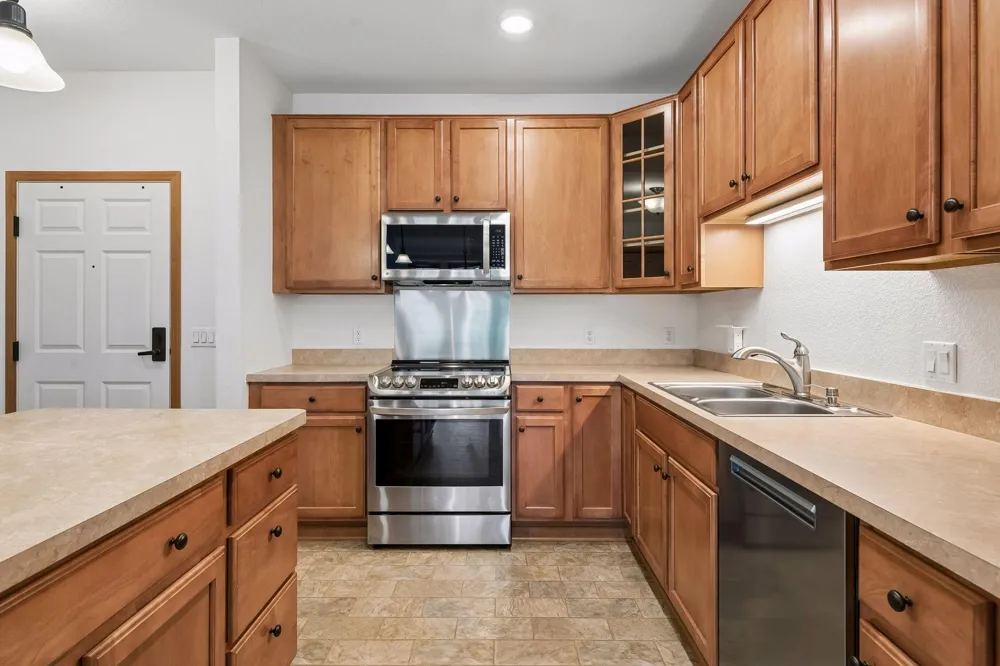 7100 Metro Boulevard #233 Edina, MN 55439