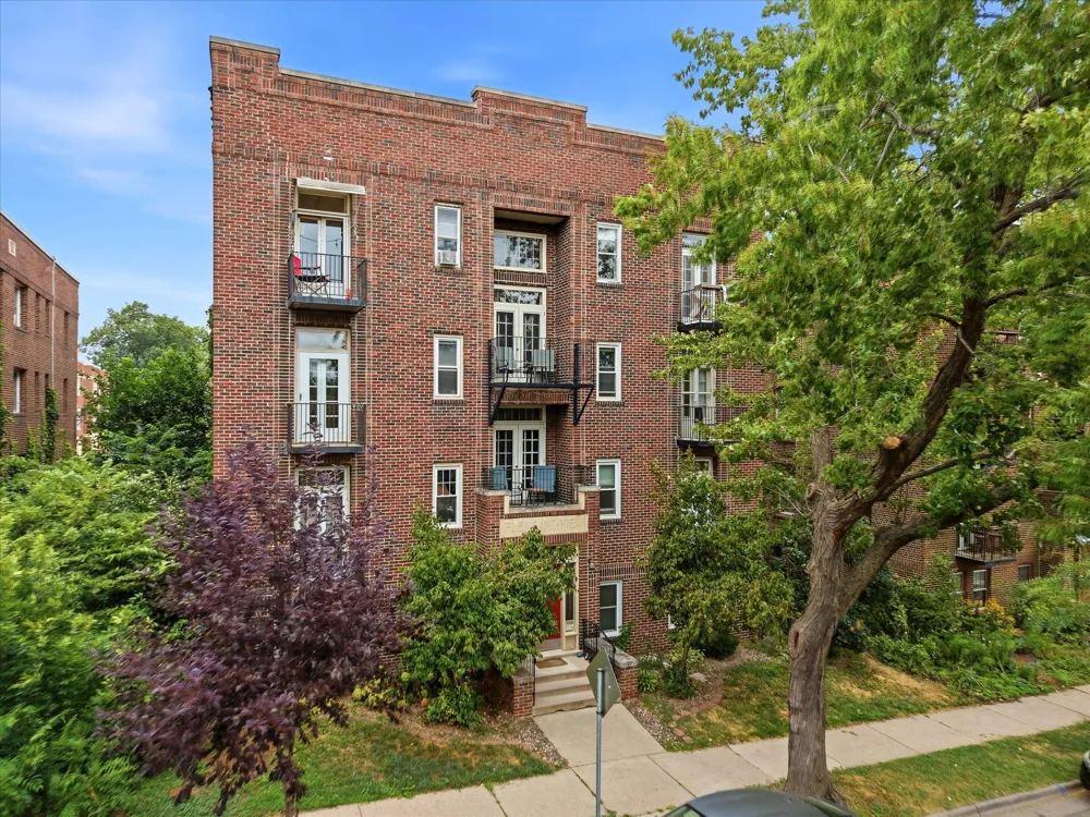 1216 Powderhorn Terrace #33 Minneapolis, MN 55407