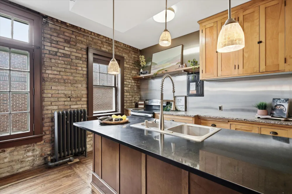 1216 Powderhorn Terrace #33 Minneapolis, MN 55407
