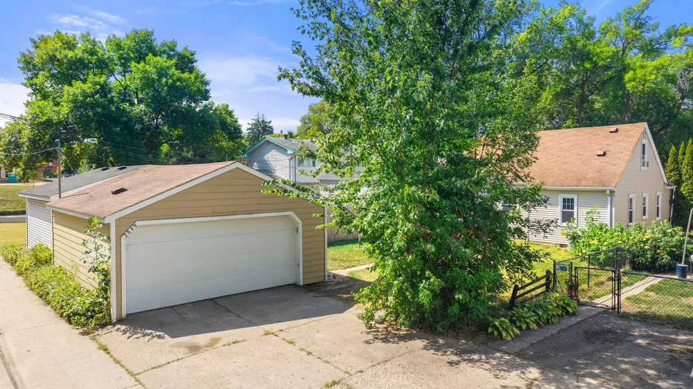 2849 Jersey Avenue S Saint Louis Park, MN 55426
