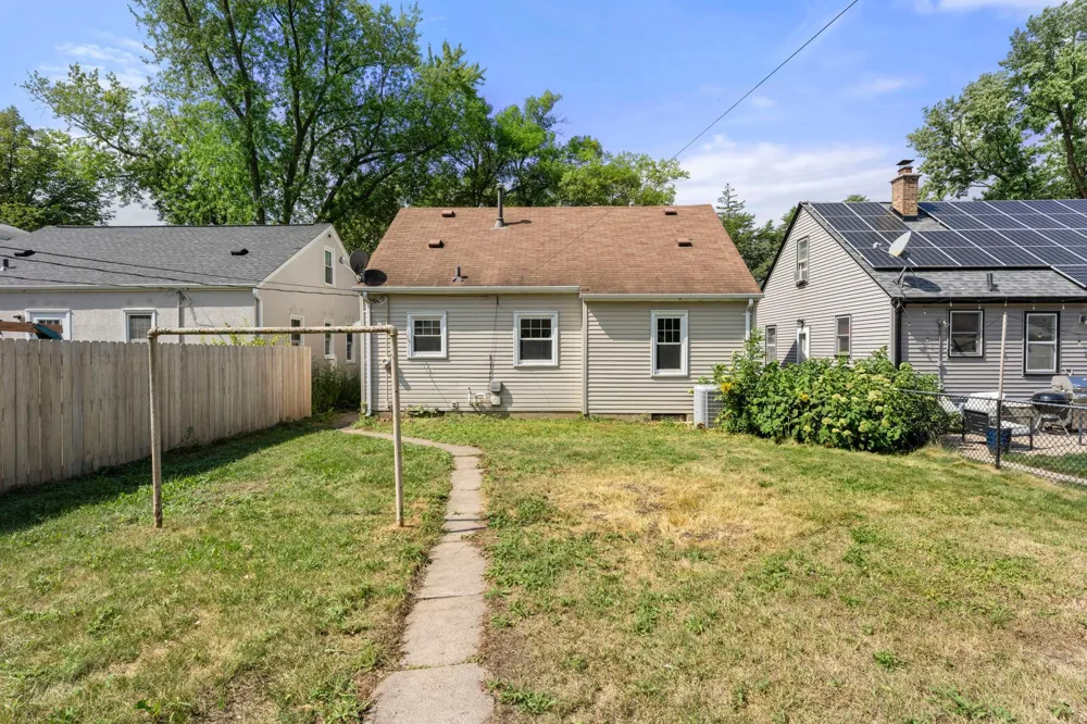 2849 Jersey Avenue S Saint Louis Park, MN 55426