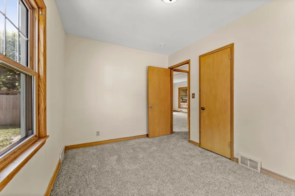 2849 Jersey Avenue S Saint Louis Park, MN 55426