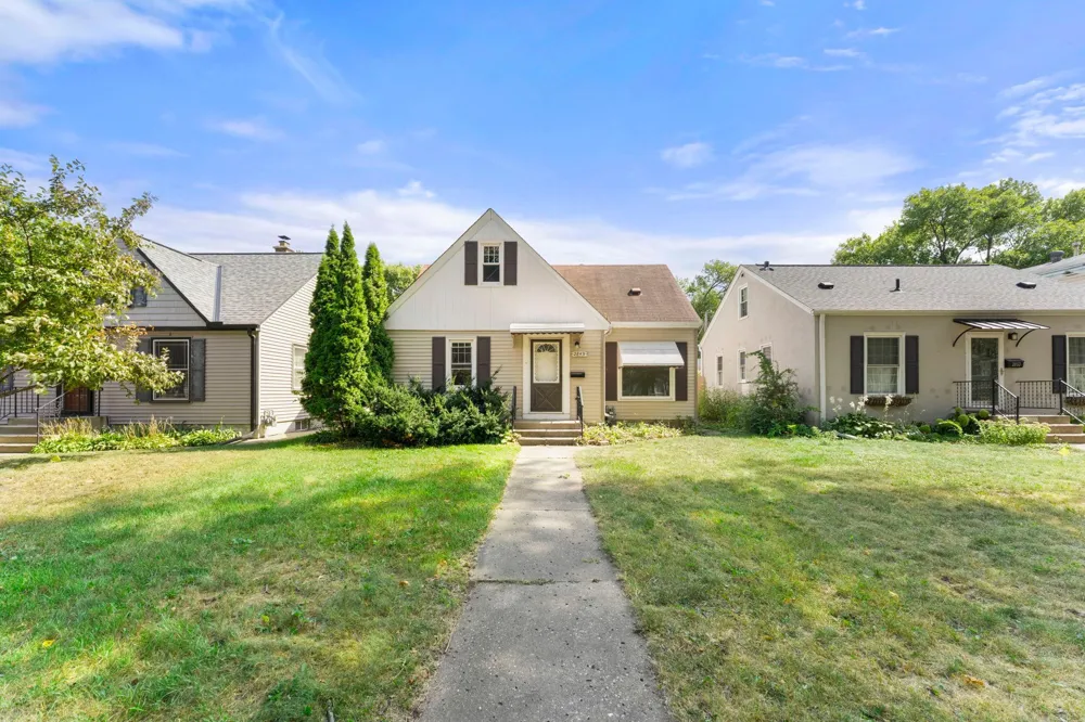 2849 Jersey Avenue S Saint Louis Park, MN 55426