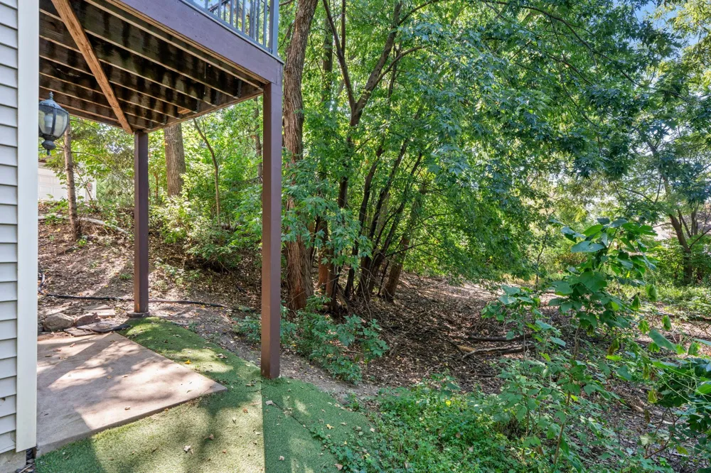 2729 Century Court White Bear Lake, MN 55110