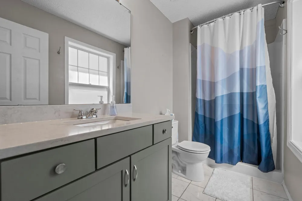 2729 Century Court White Bear Lake, MN 55110