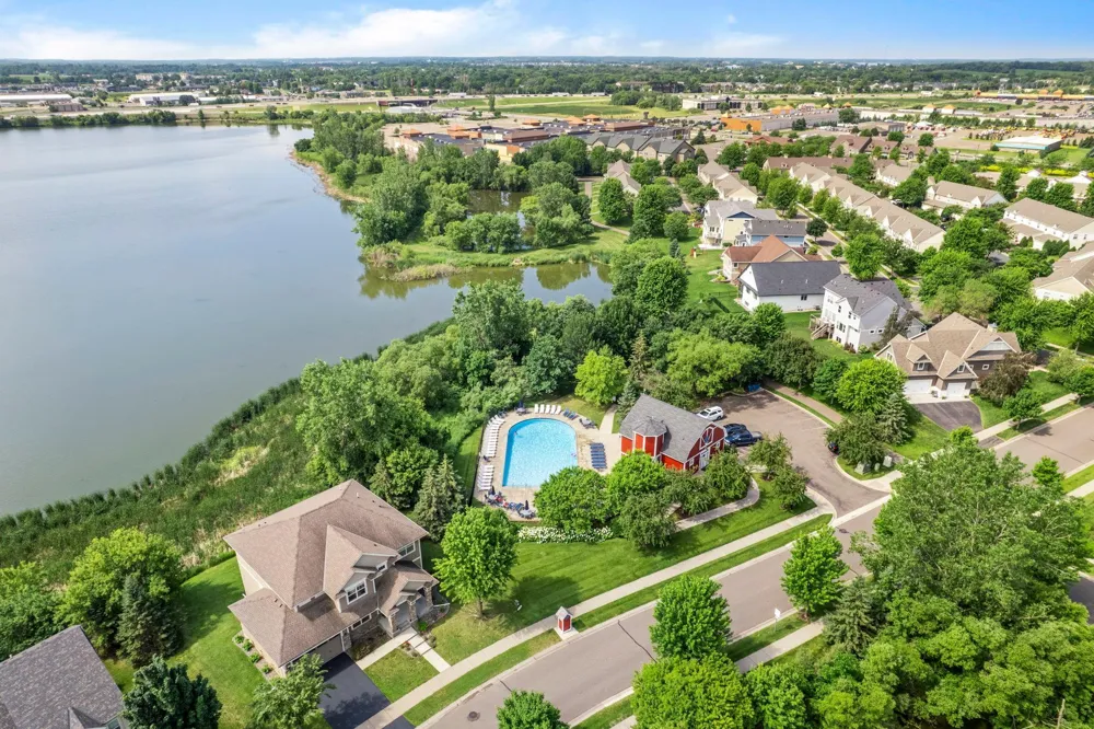 11282 68th Street NE Albertville, MN 55301