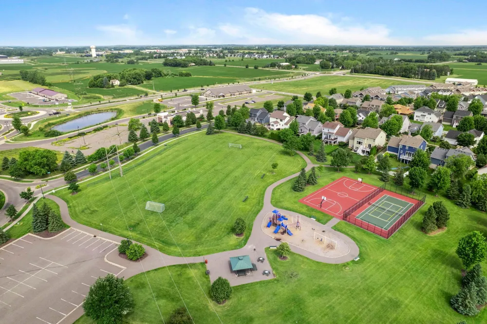 11282 68th Street NE Albertville, MN 55301