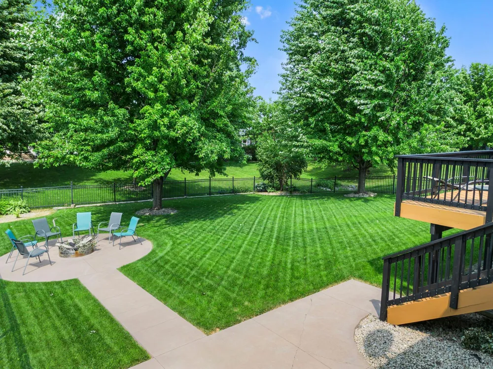 11282 68th Street NE Albertville, MN 55301