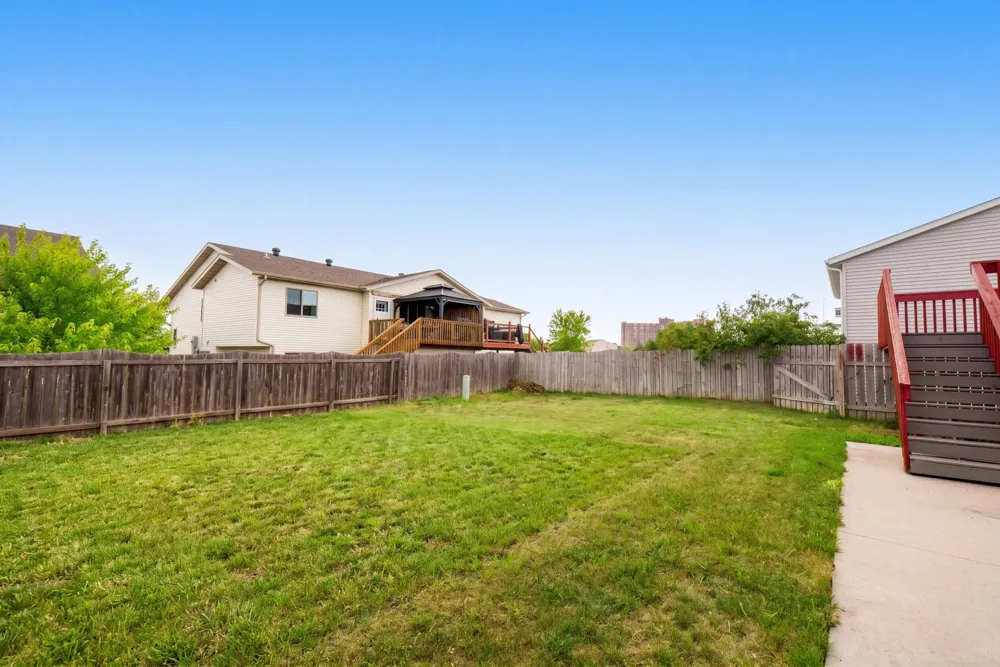 1896 Huntington Lane West Fargo, ND 58078