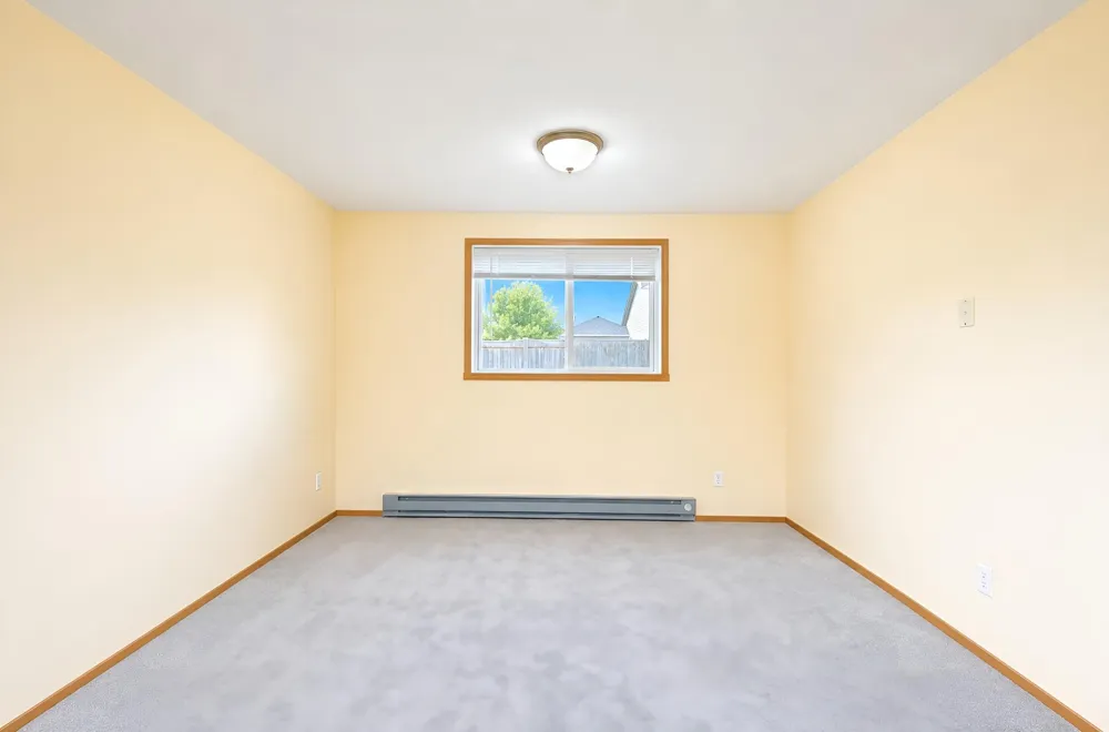 1896 Huntington Lane West Fargo, ND 58078