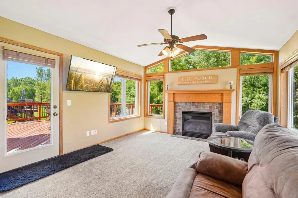 19715 Embers Avenue Farmington, MN 55024