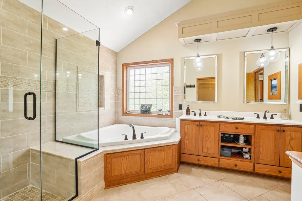 19715 Embers Avenue Farmington, MN 55024