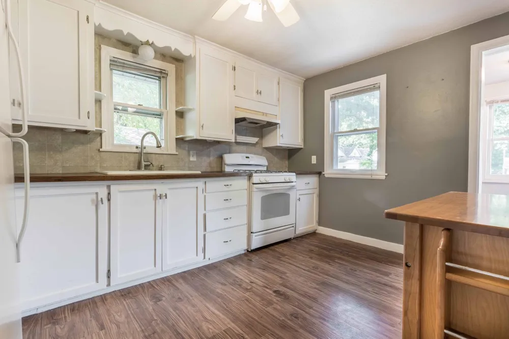 616 Lake Street Alexandria, MN 56308